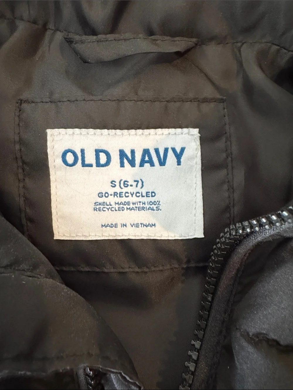 Old Navy Black Kids Puffer Vest with Front Pockets
